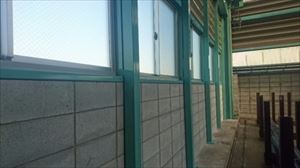 工場　サッシ取付塗装