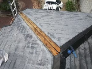 台風　棟板金飛散