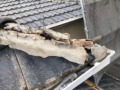 セメント瓦　棟　崩壊