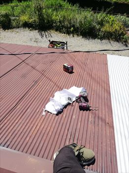 トタン屋根　雨漏り　カバー工法