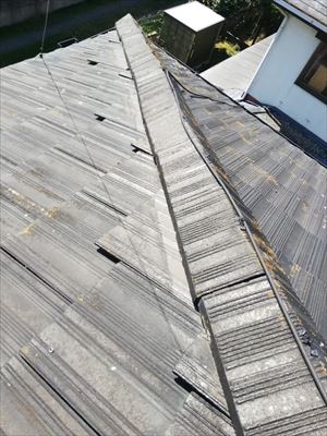 棟瓦　ズレ　モニエル瓦　工事の提案