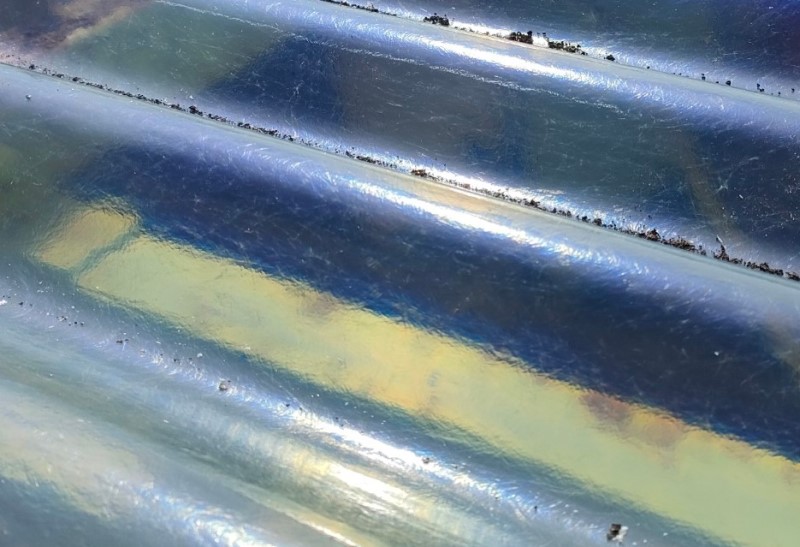 エポライトを近くで見るとガラス繊維が見えます