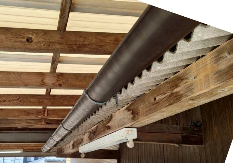 トラブルのご相談をいただいた店舗の軒樋