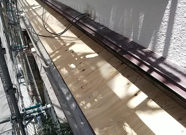 下屋にも構造用を張りました