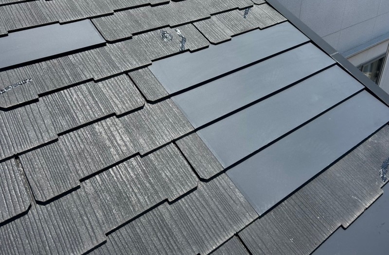 割れたザルフグラッサに板金補修が完了