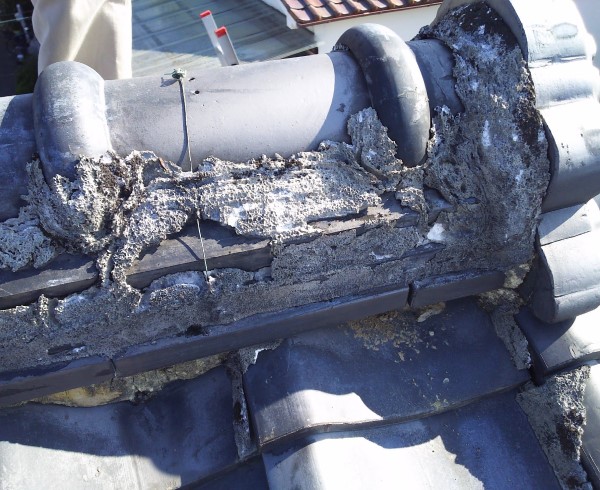 塗ってはいけない場所に漆喰が塗られている