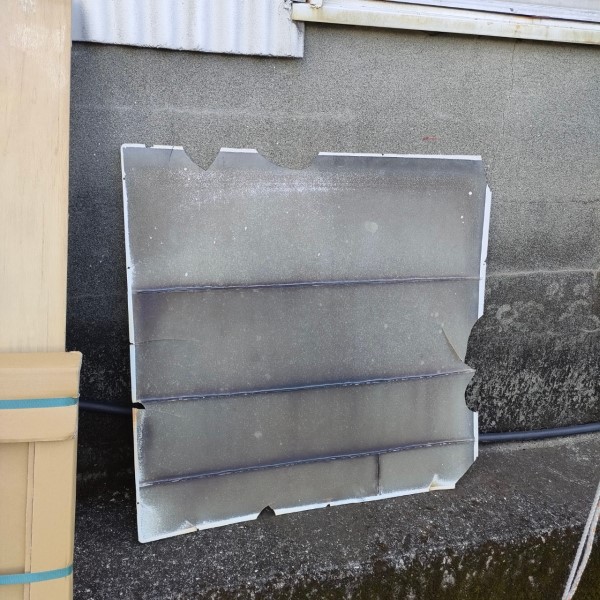 撤去した窓ガラス