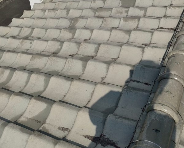 瓦の葺き直し後