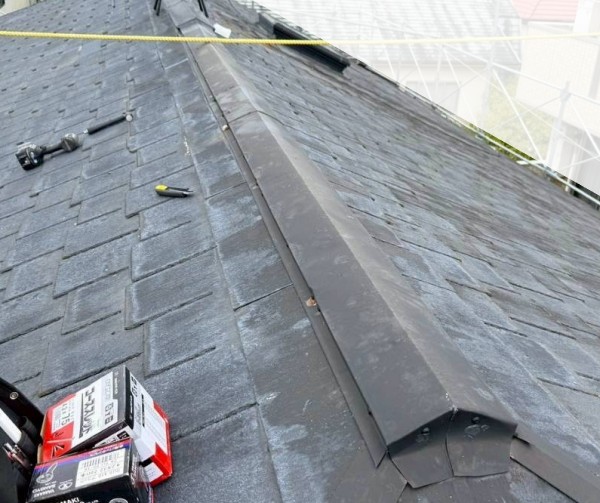 貫板交換工事が完了した棟板金