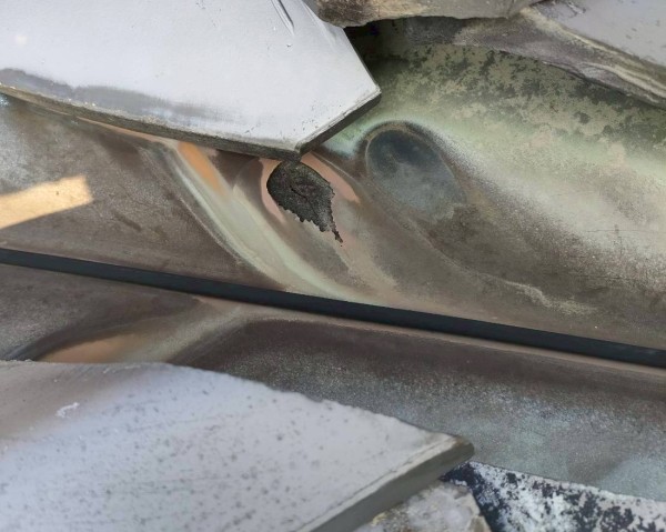 銅板製の谷板金