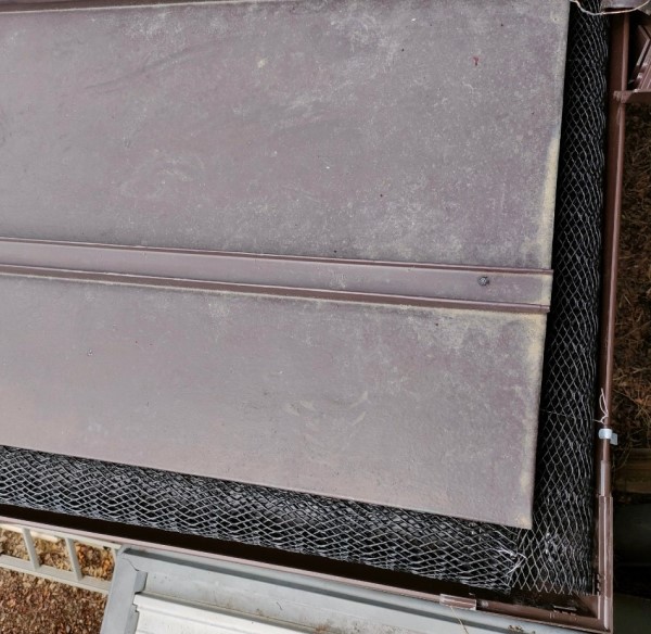 雨樋交換と落ち葉除けネット取り付け工事完了