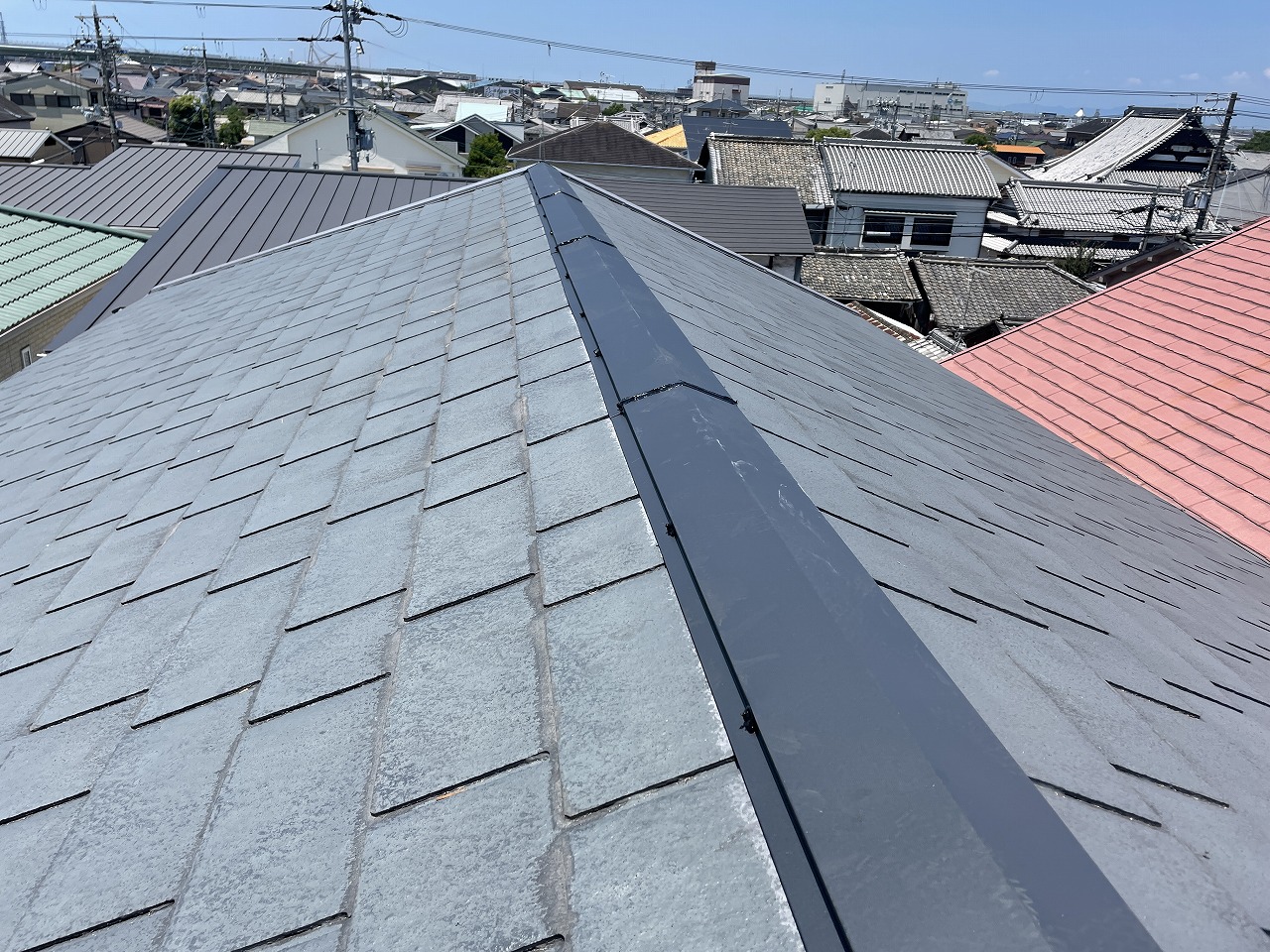 紀の川市で棟板金の交換が完成