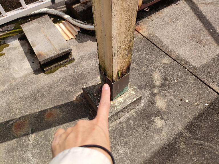 和歌山市でベランダの骨組みが腐食