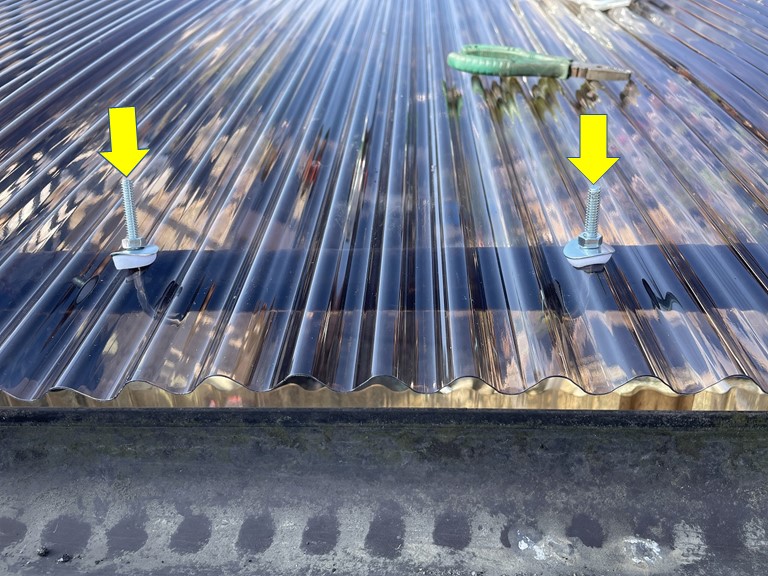 和歌山市で固定するパイプボルトを増やした