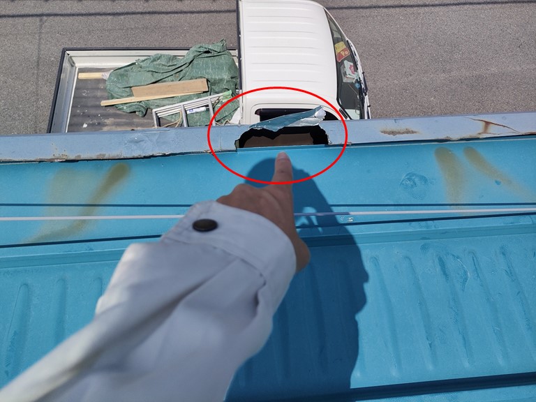 和歌山市で幕板が破損したので撤去します