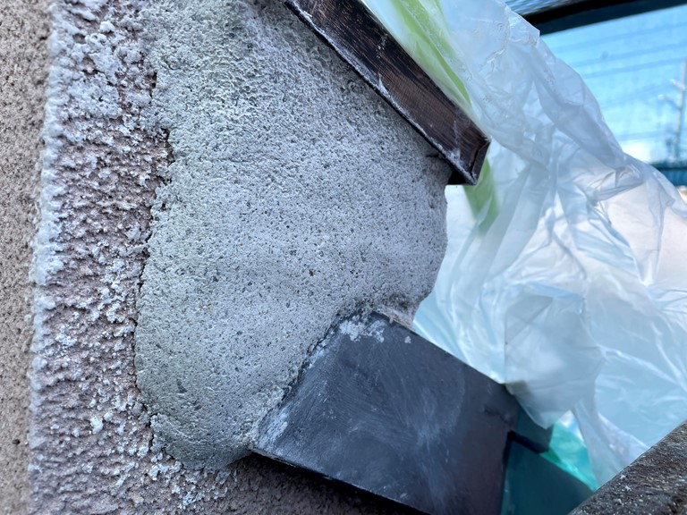 和歌山市で破損個所をシルガードで補修しました