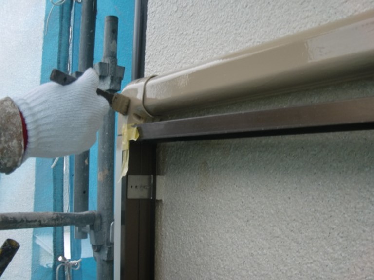 和歌山市で配線カバーも塗装しました