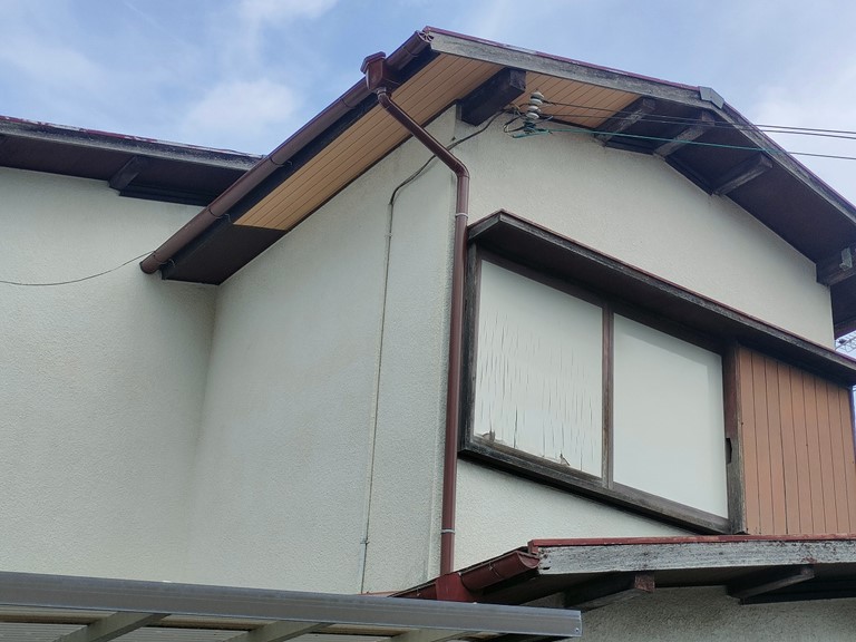 和歌山市で雨漏り修理が完成です