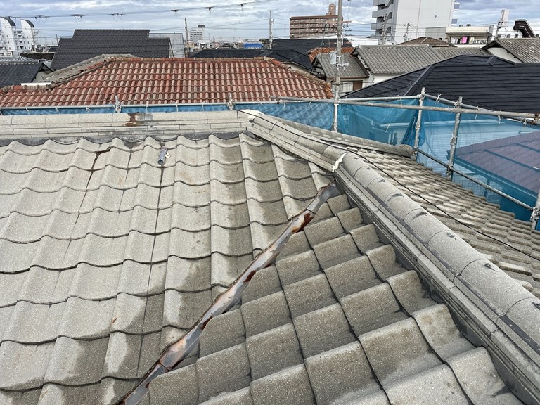 和歌山市のセメント瓦が高圧洗浄で綺麗になりました