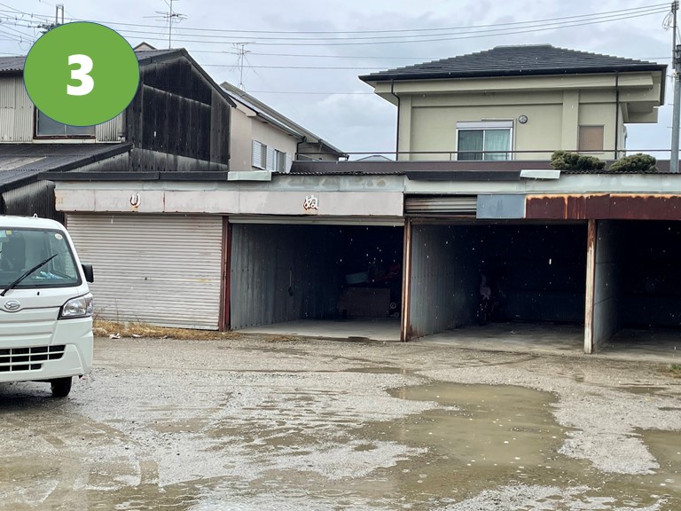 岩出市でガレージから雨漏り発生