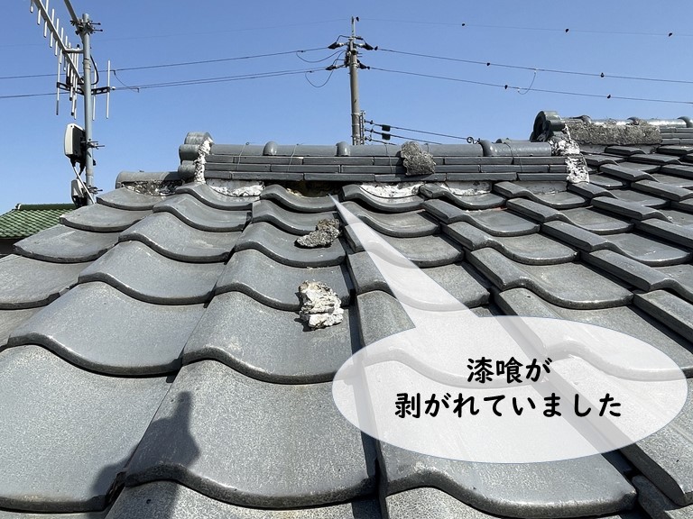 岩出市で劣化した漆喰が剥がれていました