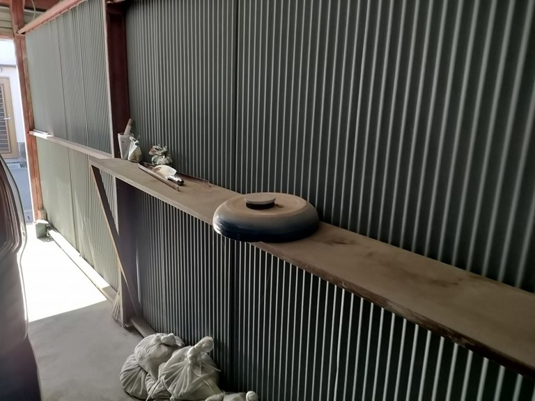 岩出市で棚を撤去