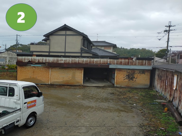 岩出市のガレージ屋根が破損