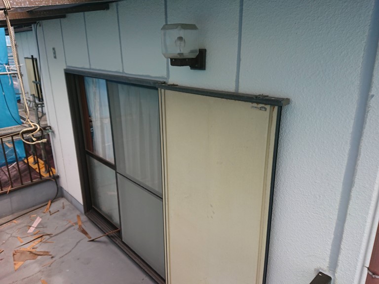 紀の川市で外壁塗装前に行う補修工事が完了