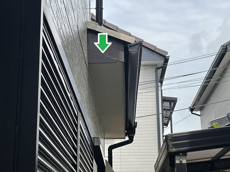 紀の川市で庇の板も点検しました