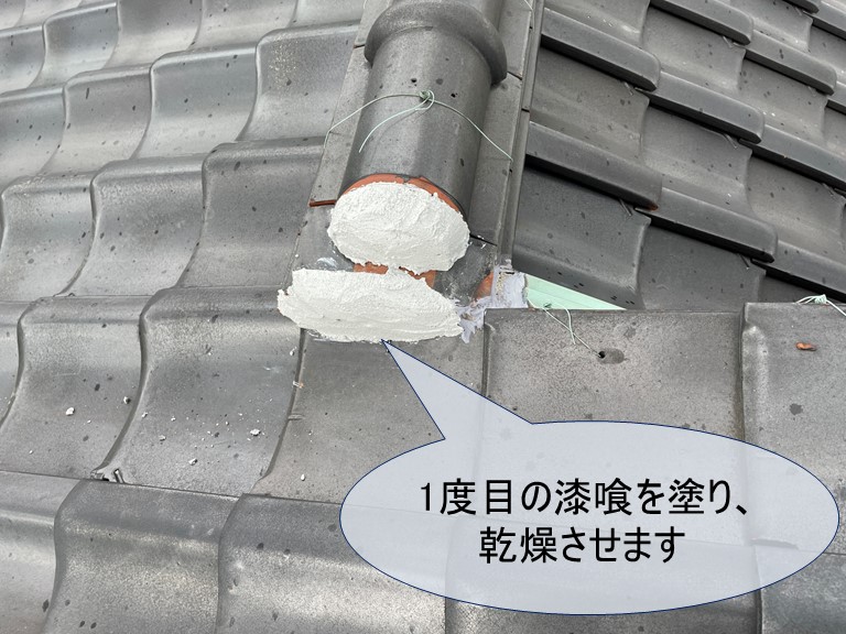 紀の川市の漆喰工事、漆喰を重ね塗りします