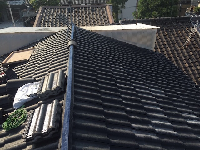 大阪市東住吉区今川 棟板金の強固な設置と仕上げ作業