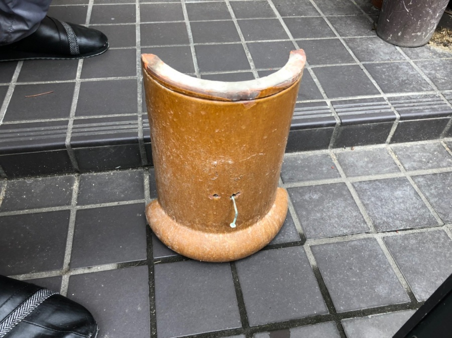 落ちた瓦