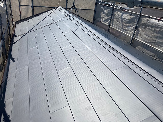 ガルバリウム鋼板施工