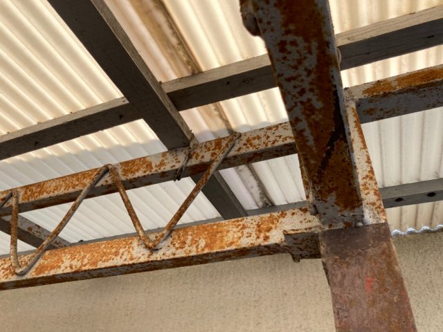 八尾市鉄骨のサビ