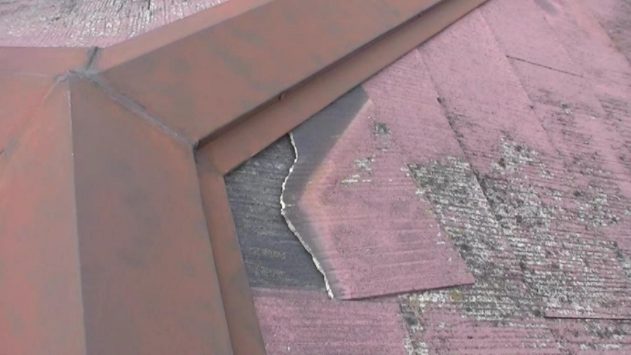 八尾市　スレート屋根　劣化