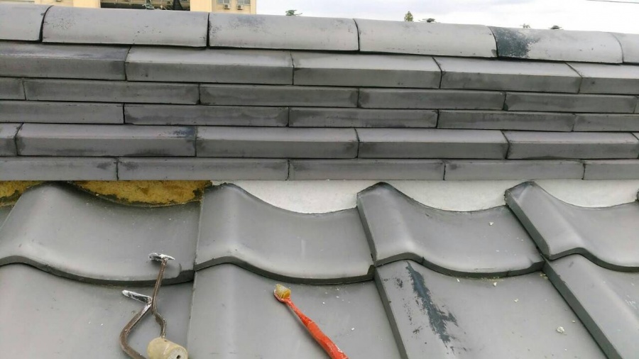 八尾市　漆喰を取り除く道具