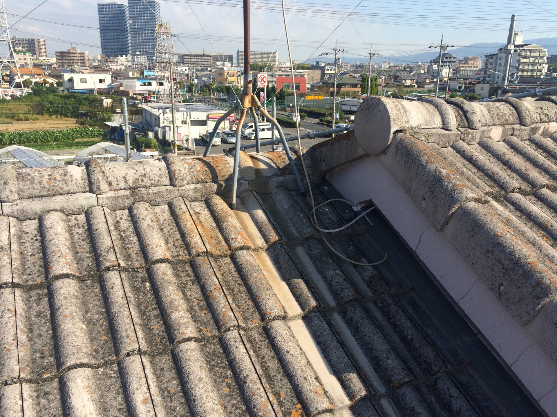 屋根セメント瓦