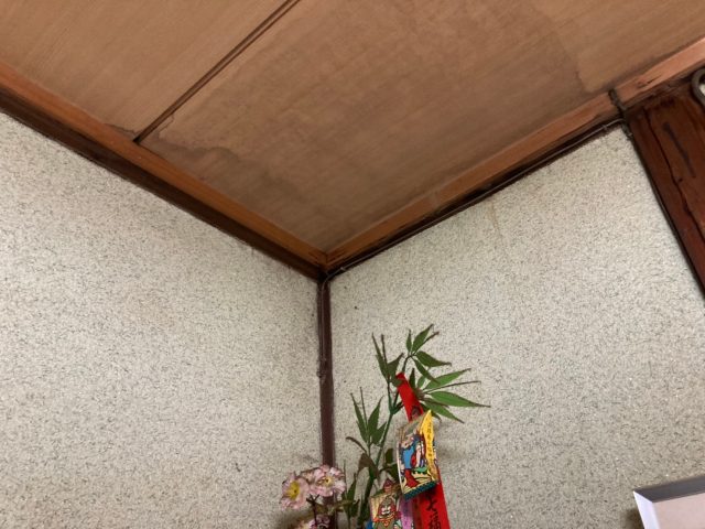 八尾市で雨漏り