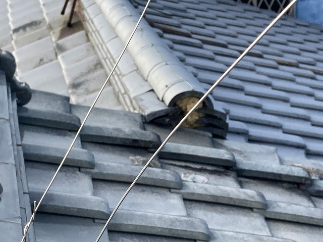 棟の端部漆喰が無い