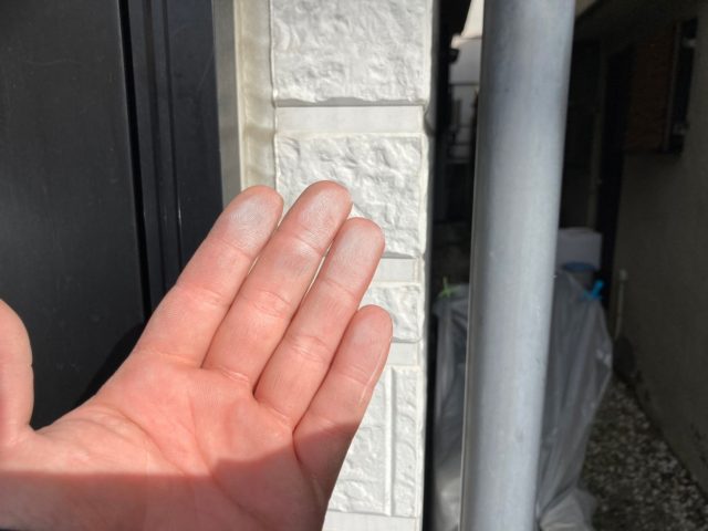 八尾市外壁チョーキング現象