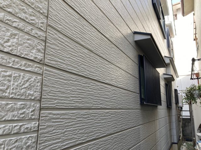 八尾市サイディングの壁