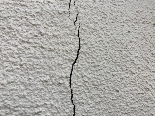 外壁クラック