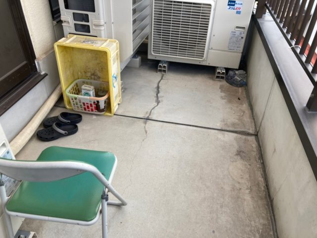 ベランダから雨漏り