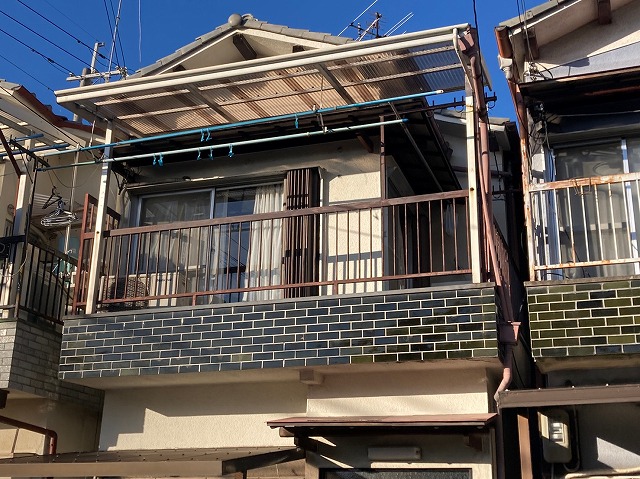 塗装に伴う波板撤去前