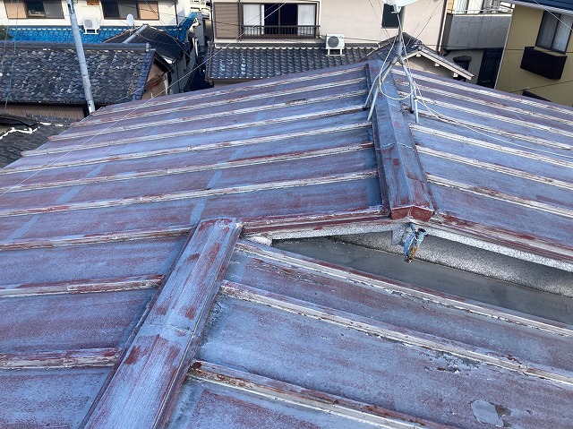 屋根塗り替え現場調査