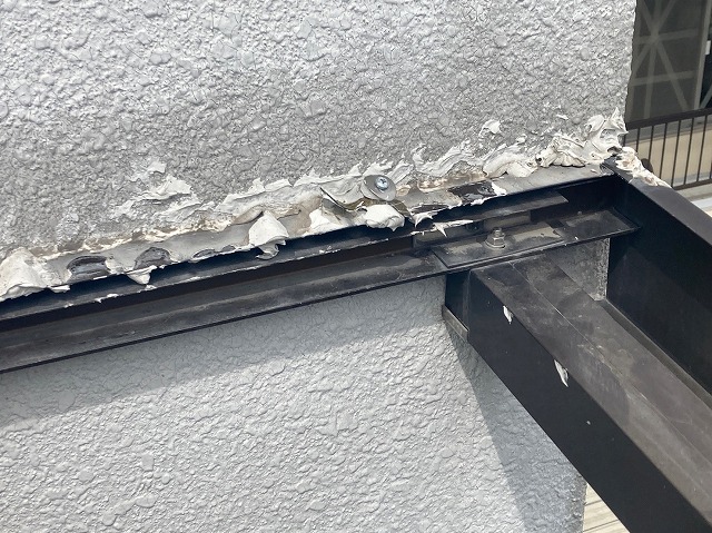 波板にシリコン