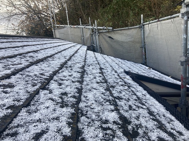屋根に積雪