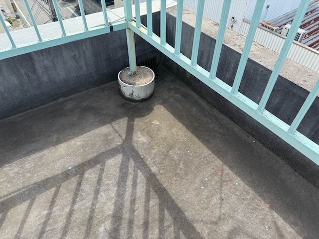 隅部の排水口周辺