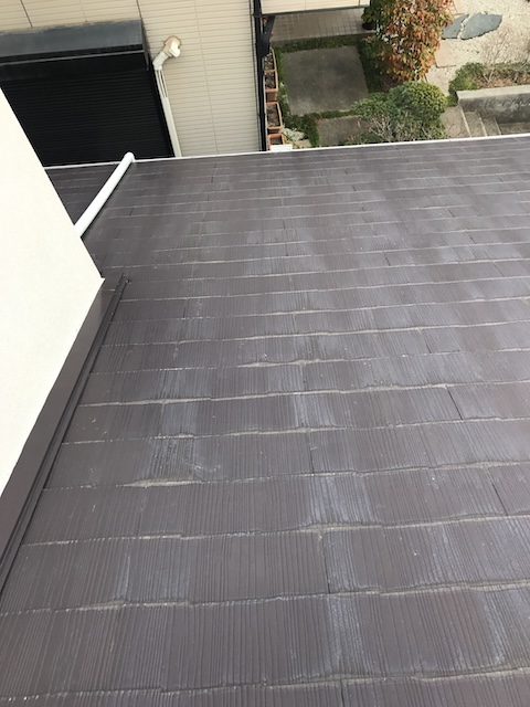 色あせた屋根表面