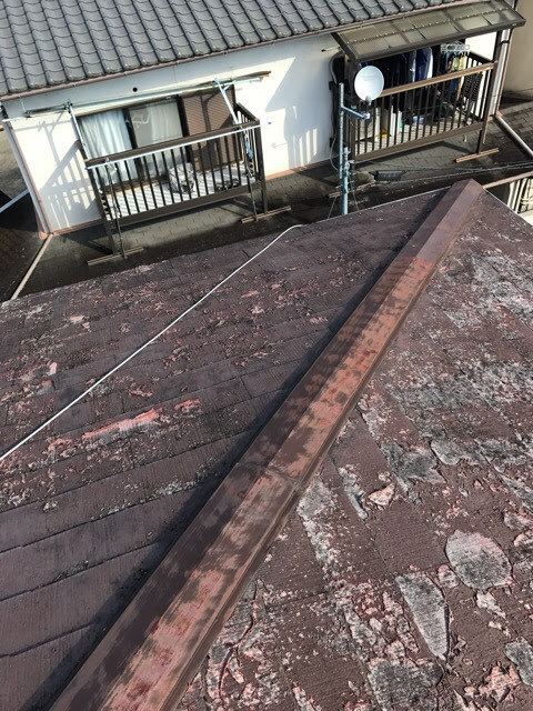 赤錆の出た棟板金